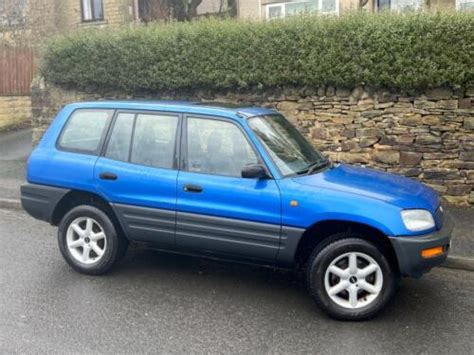 Toyota Rav 4 20 Gx Petrol 5 Doors Auto Blue Ebay