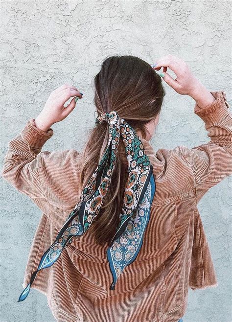 21 Pretty Ways To Wear A Scarf In Your Hair