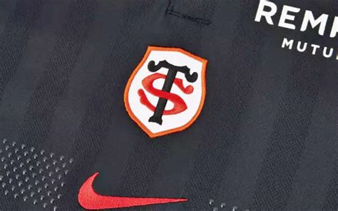 Le Nouveau Maillot Home Du Stade Toulousain Saison