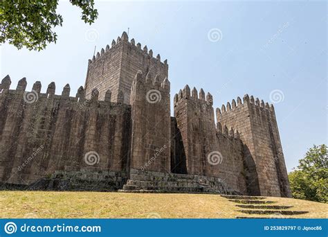 Castillo De Guimaraes Portugal Fotograf A Editorial Imagen De