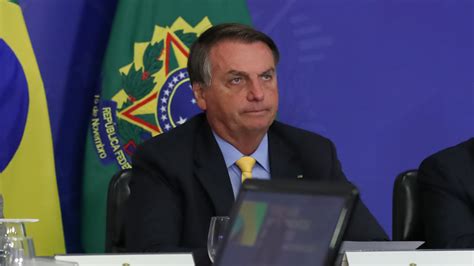 Enquete Bolsonaro Vai Vetar Fundo Eleitoral De R Bilh Es