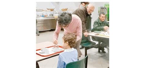 Il Bimbo Innamorato Del Tricoloredivide Colazione Con La Forestale La