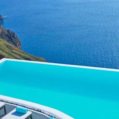 Gorgeous Infinity Pool Hotels in Santorini, Greece