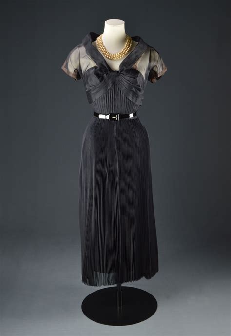 Grace Kelly Rear Window Paramount 1954 Designed By Edith Head