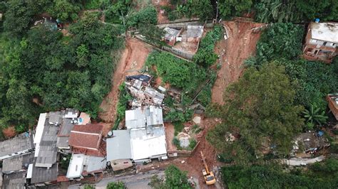 Fortes Chuvas E Deslizamentos Deixam Ao Menos 30 Mortos Em Minas Gerais