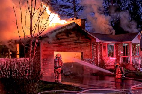 Une Résidence Est La Proie Des Flammes Sur L Journal Les 2 Rives