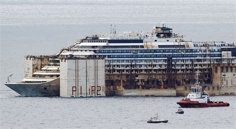 Workers Find Body While Dismantling Capsized Concordia Ship Fox News