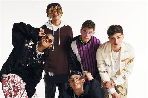 우린 완전히 신났어 PRETTYMUCH 가수소개 가사해석 음원 뮤비 네이버 블로그