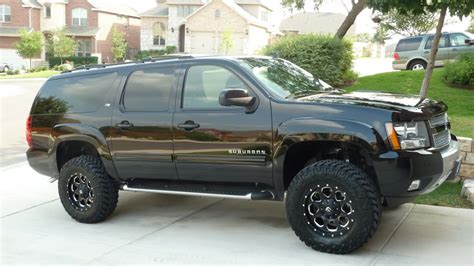 2007 chevy suburban tire size - jordon-karstetter