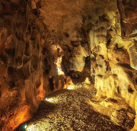 Las Visitas A Las Cuevas De El Cantal De Rinc N De La Victoria Siguen