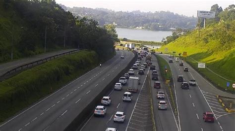 Motoristas Enfrentam Congestionamento No Sistema Anchieta Imigrantes