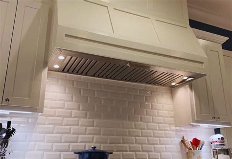 How To Clean Range Hood Fan Must Read