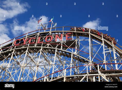 The cyclone roller coaster at coney island hi-res stock photography and ...