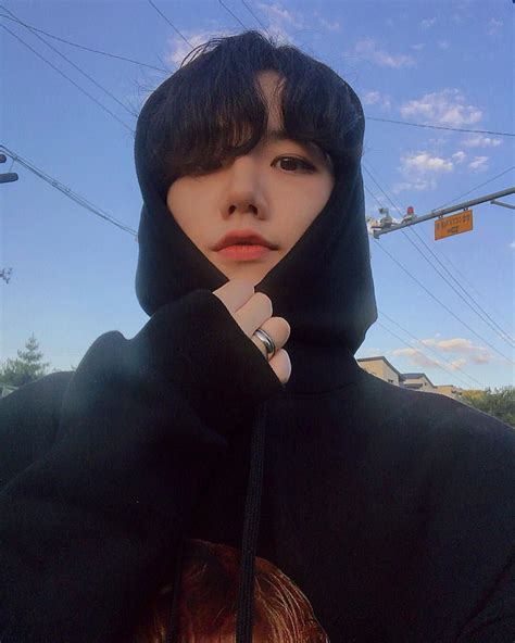 16 Korean Ulzzang Boy Instagram