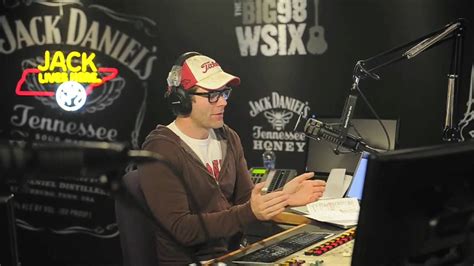 Bobby Bones Show Brings New Voice To Nashville Country Music Radio