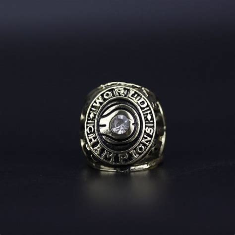 Boston Celtics 1963 Bill Russell NBA championship ring replica - MVP Ring