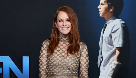 Julianne Moore In Valentino At The Dear Evan Hansen Premiere In Or