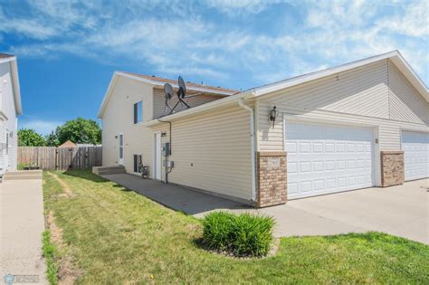 2910 Wheatland Dr S Fargo Nd 58103 See Est Value Schools And More