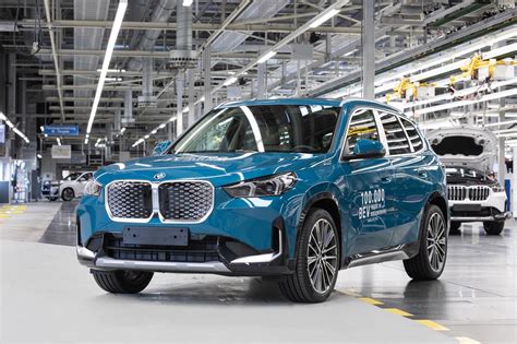 Bmw Ix Marks Bmw Regensburg Plant S Ev Production Milestone