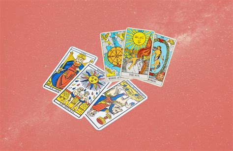 Quelle est la différence entre tarot de Marseille et tarot Rider Waite