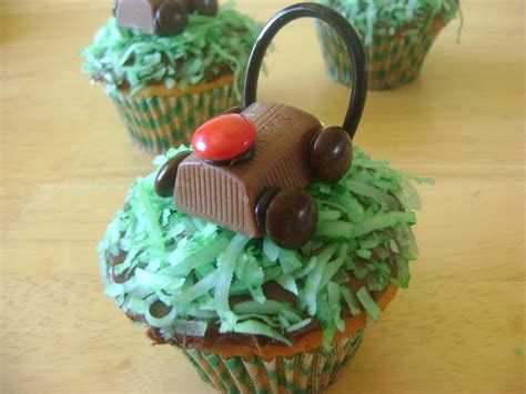 Lawn Mowercupcakes Gracious Rain