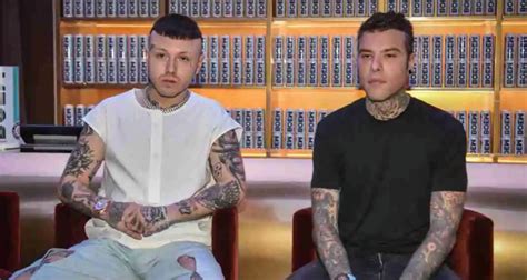 Lazza Si Starebbe Frequentando Con L Ex Di Fedez Biccy