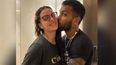 Hardik Pandya Natasa Stankovic Husband Surname On Instagram Sparks Divorce Separation Rumours