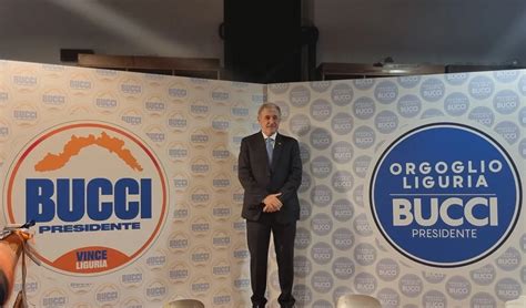 Regionali Bucci Presenta Il Logo E Attacca Quelli Del No