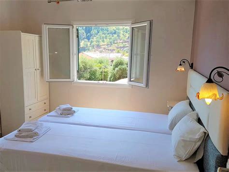 Dimitris Residence 2 Kalami Corfu Blue Bay Homes