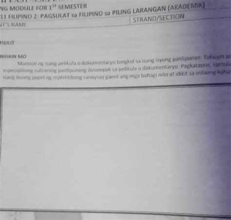 Manood Ng Isang Pelikula O Dokumentaryo Tungkol Sa Isang Isyung