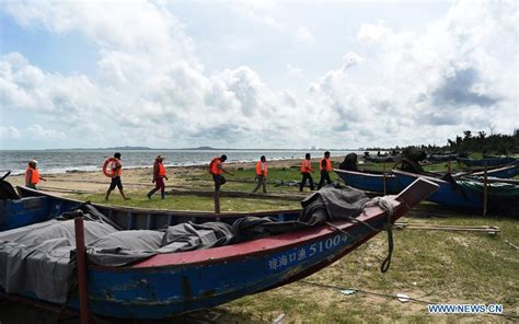 China Renews Blue Alert For Typhoon Sonca China Org Cn