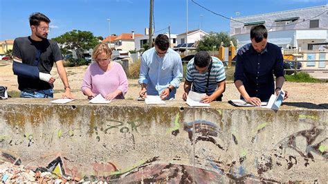 S Inicien Les Obres De La Passarella Del Riu Cervol Amb La Signatura