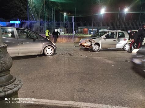 Ultimora Isola Del Liri Incidente Tra Due Auto In Via Tavernanova