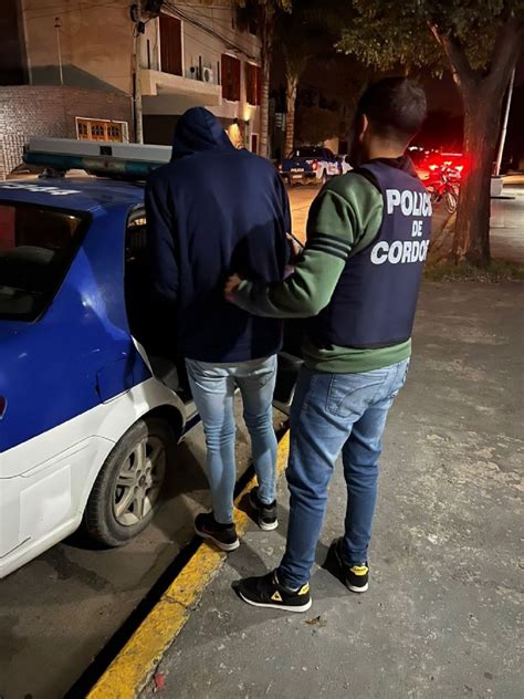 Vecinos alertaron a la Policía que un joven golpeaba a su pareja en