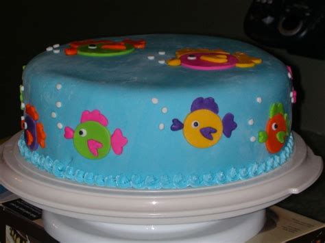 Fondant Fish Cake