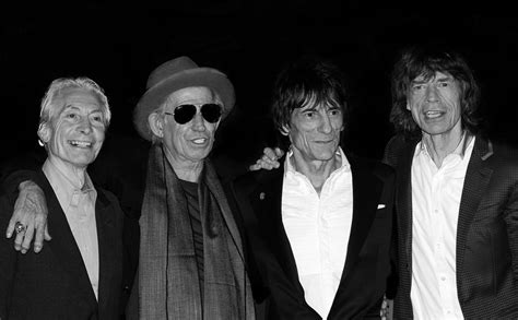 Gb Pe059 The Rolling Stones Iconic Images