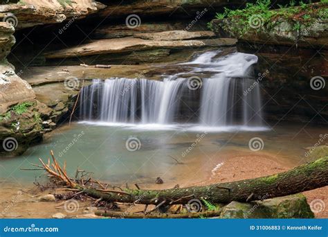 Waterfall at Old Man S Cave Stock Image - Image of gorge, cliff: 31006883