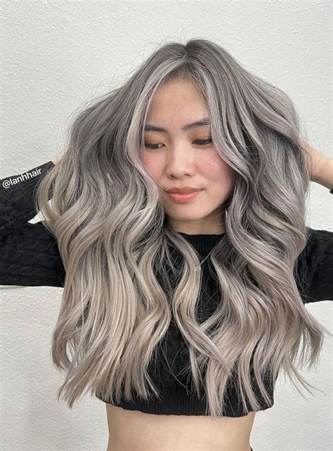 32 Ash Blonde Hair Colors & Styles : Beautiful Ashy Blonde Long Hair