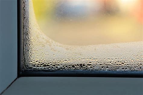 La Condensation Sur Les Vitres Un Signe Ne Pas N Gliger