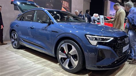 Audi Q Sportback E Tron Advanced Youtube