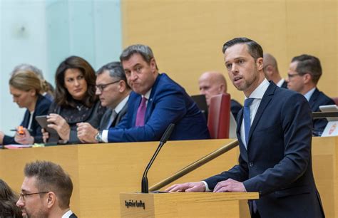 Streit im Landtag AfD sorgt mit Vergleich für Empörung