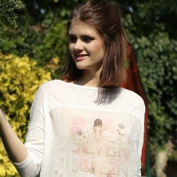 Slutty Brunette Cutie Lexy Gold Gets Plundered By Neighbor In Backyard Photos