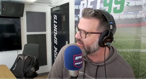 L animateur de radio Martin Lemay s excuse suite à ses propos inappropriés