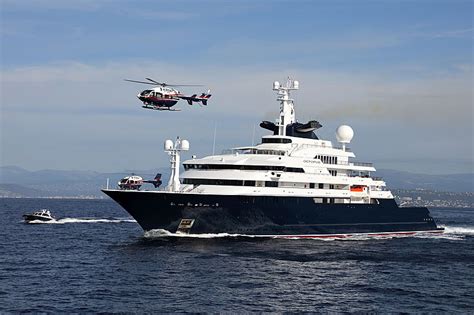 New images on board the 126m world explorer yacht Octopus