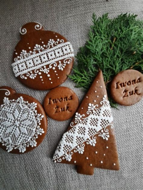 Pin By Iwona Uk On Bo E Narodzenie Christmas Cookies Decorated