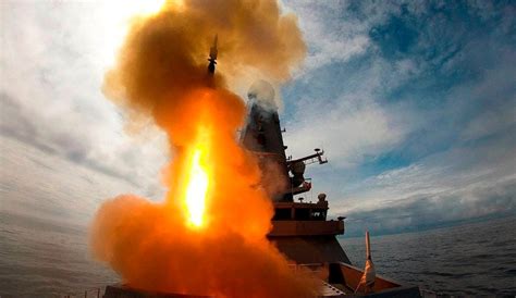 British destroyer HMS Defender tests Sea Viper missile system