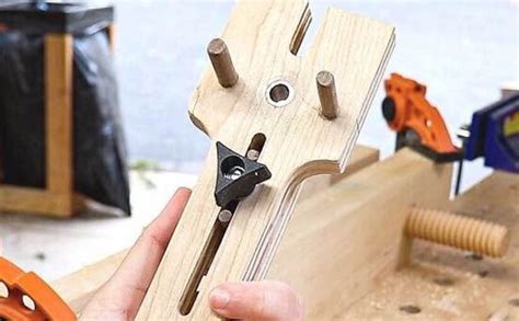 Adjustable Dowel Jig – Free Woodworking Plan.com