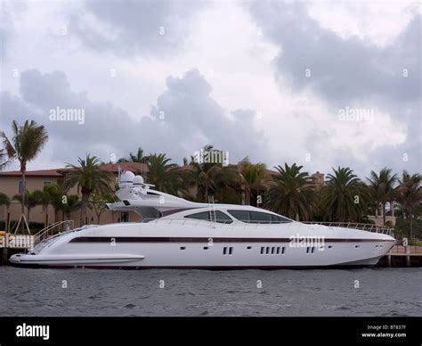 Celebrity Homes And Their Boats On The Waterfront At Fort Lauderdale