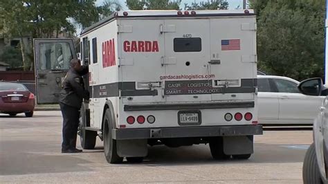 Swat Officer Shoots Suspect Who Planned To Rob Armored Car At Sw Houston Shopping Center Hpd