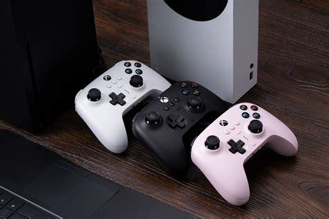 手柄评测XBOX授权手柄 八位堂猎户座八位堂首款非对称摇杆的手柄